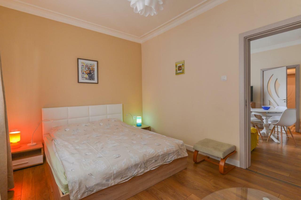 Welcoming One Bedroom On Vasil Levski Boulevard By Flat Mаnager صوفيا المظهر الخارجي الصورة